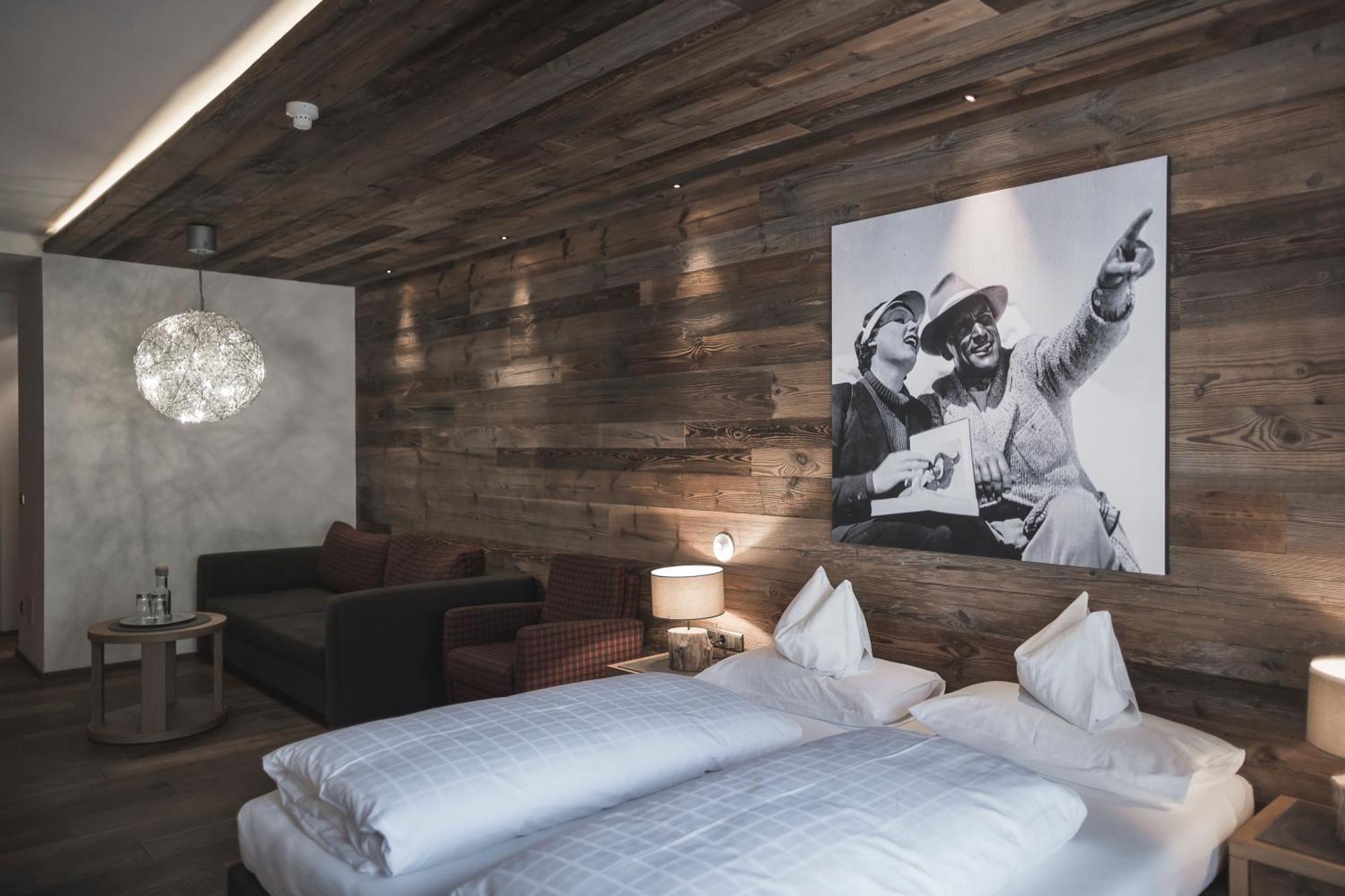 Hotel Alpenblick Sexten Exteriör bild