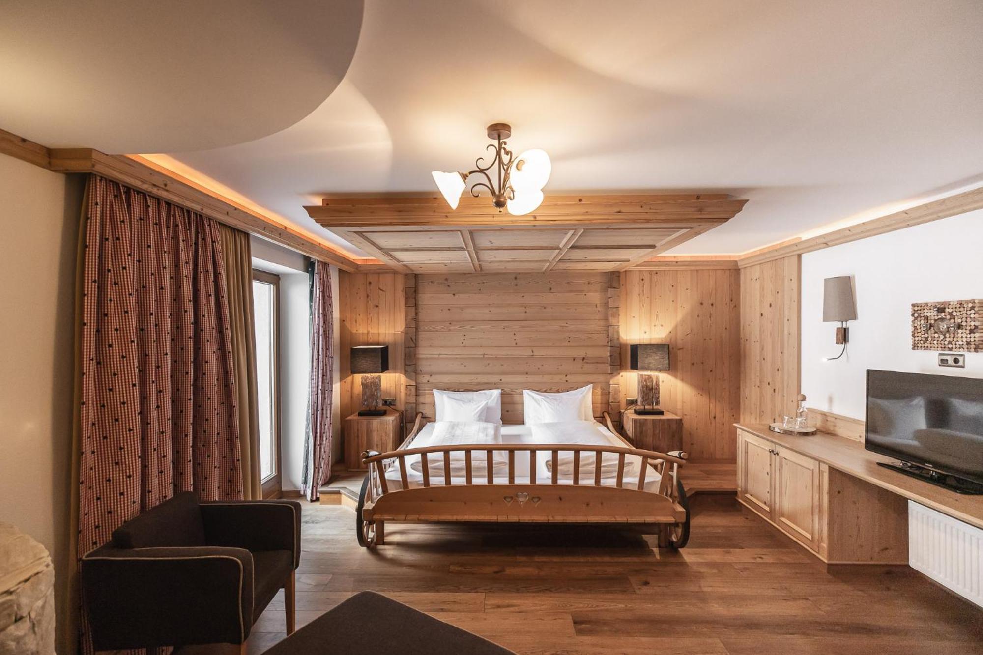 Hotel Alpenblick Sexten Exteriör bild