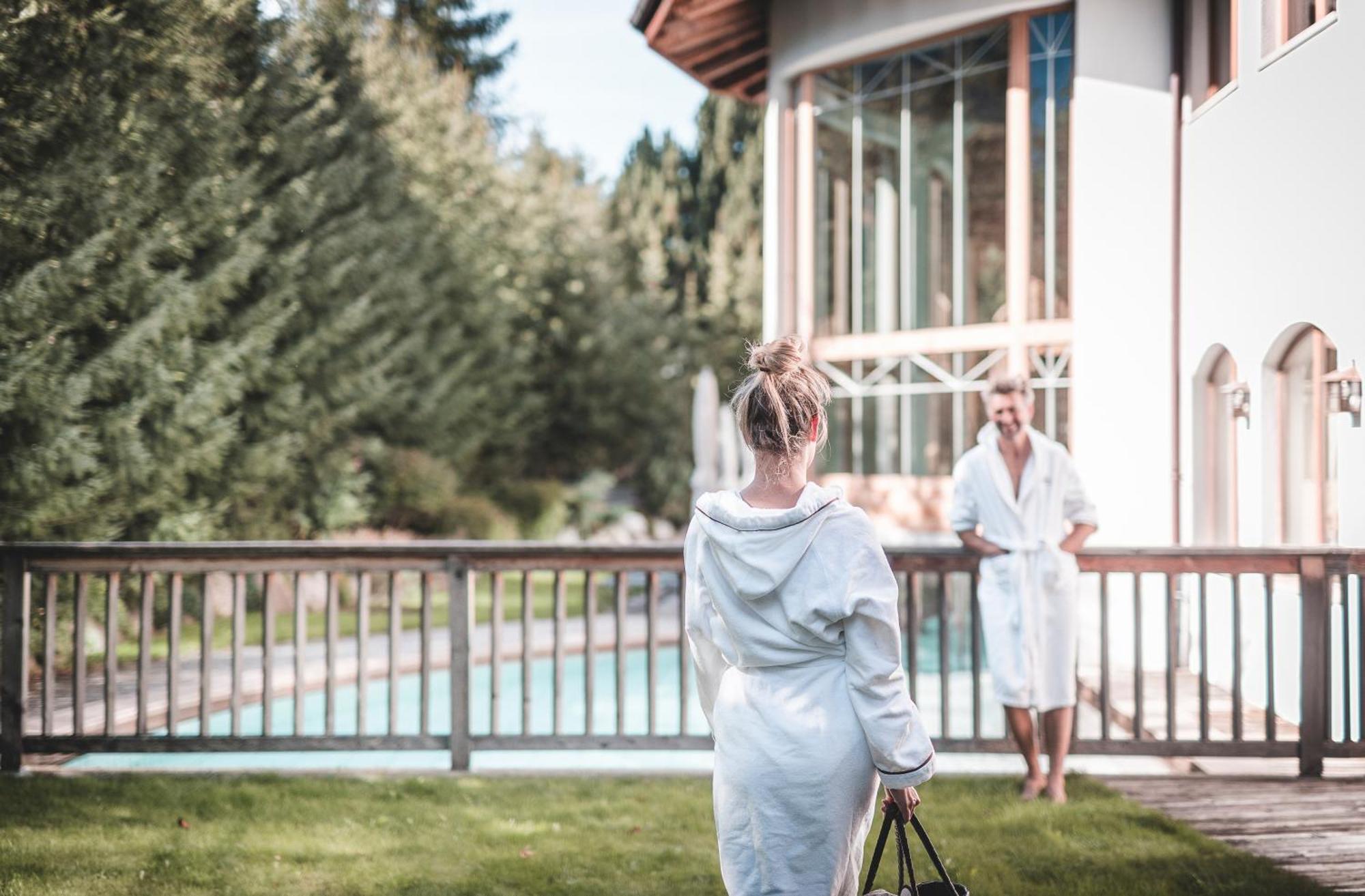 Hotel Alpenblick Sexten Exteriör bild